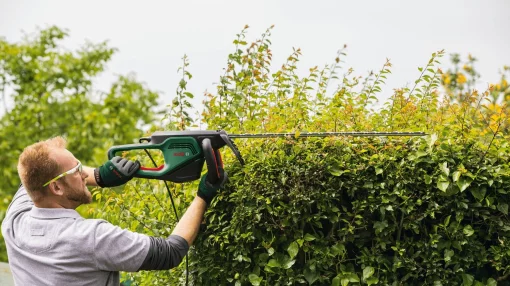 Кущоріз Bosch AdvancedHedgeCut 65 500Вт 65см крок різу 34мм 5.62кг