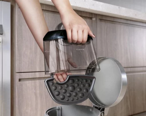 Пилосос Electrolux контейнерний, 650Вт, конт пил -1/6л, PureAdvantage D11, 4 насадки, синій