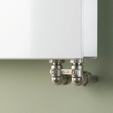 Радіатор сталевий Kermi Plan-V PTV 22 тип 500x900мм нижнє підкл, 1528Вт Therm-X2 RAL 9016 білий глянець